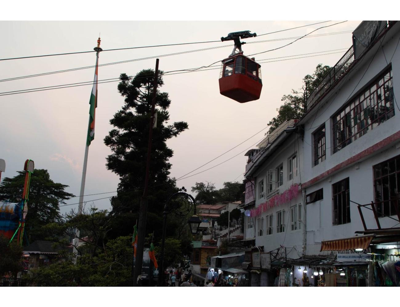 Event-First Bunkotel Mussoorie Extérieur photo